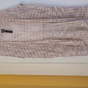 Chicos tan & ivory lightweight sweater vest